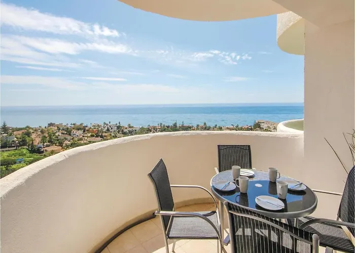 Sunny Apartment In Marbella